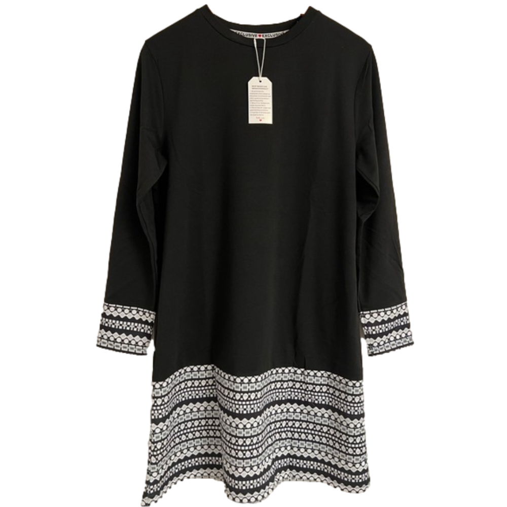 NWT Made with ❤️ Women’s Black & White Long Sleeve Tshirt Dress Size Large